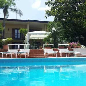 https://villa-carmen-on-etna.sicilyhotelsitaly.net